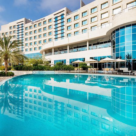 Crowne Plaza Muscat Ocec By Ihg Hotell Exteriör bild