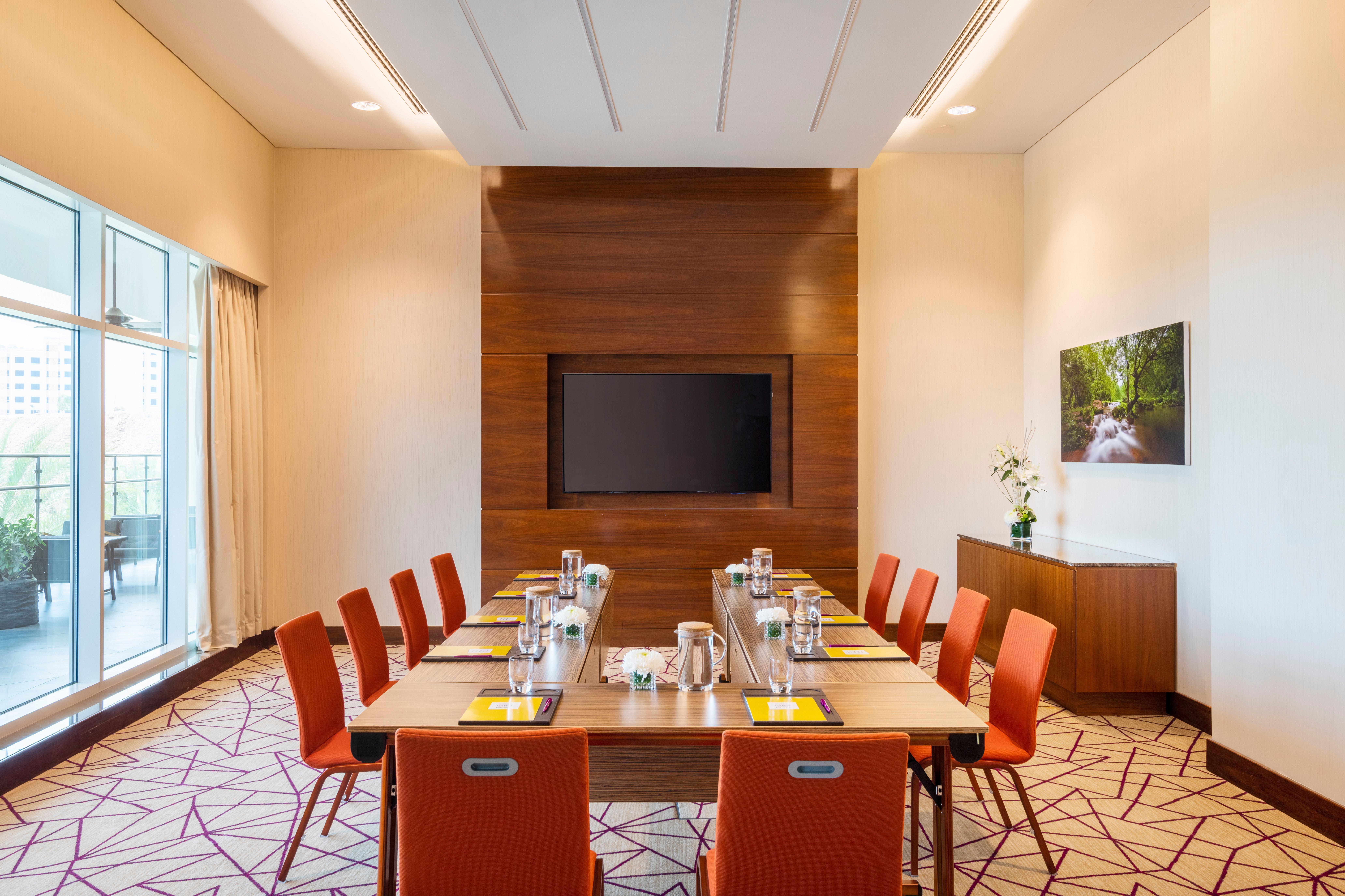 Crowne Plaza Muscat Ocec By Ihg Hotell Exteriör bild